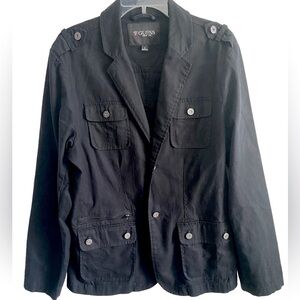 Guess vintage men’s black jacket.  Size small